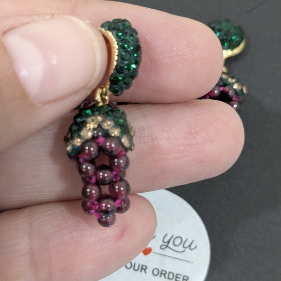 Elegant Green and Purple Grape Cluster Earrings And Pendant - Picture 8 of 13